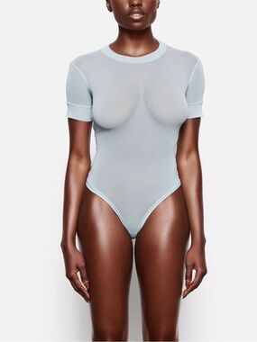 Skims Summer Mesh T Body Thong Bodysuit S
